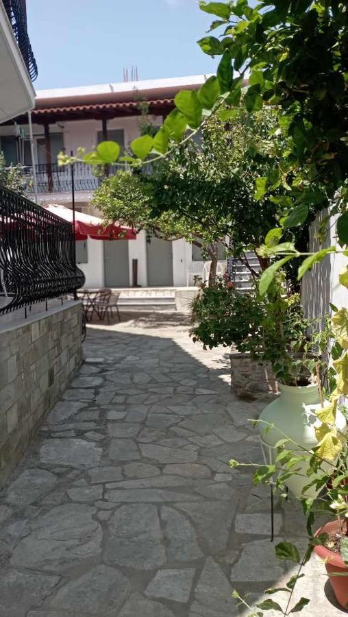Pension Nikolas Skiathos Town Exterior photo